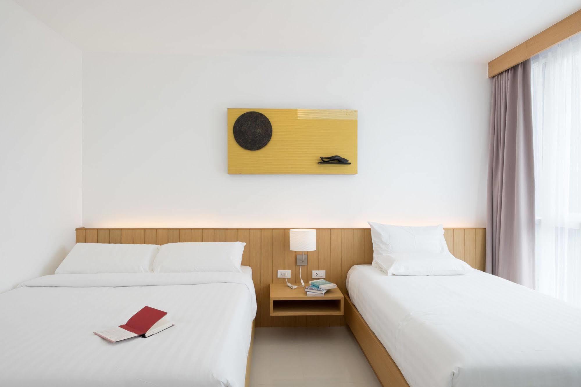 Modern Thai Suites プーケット エクステリア 写真
